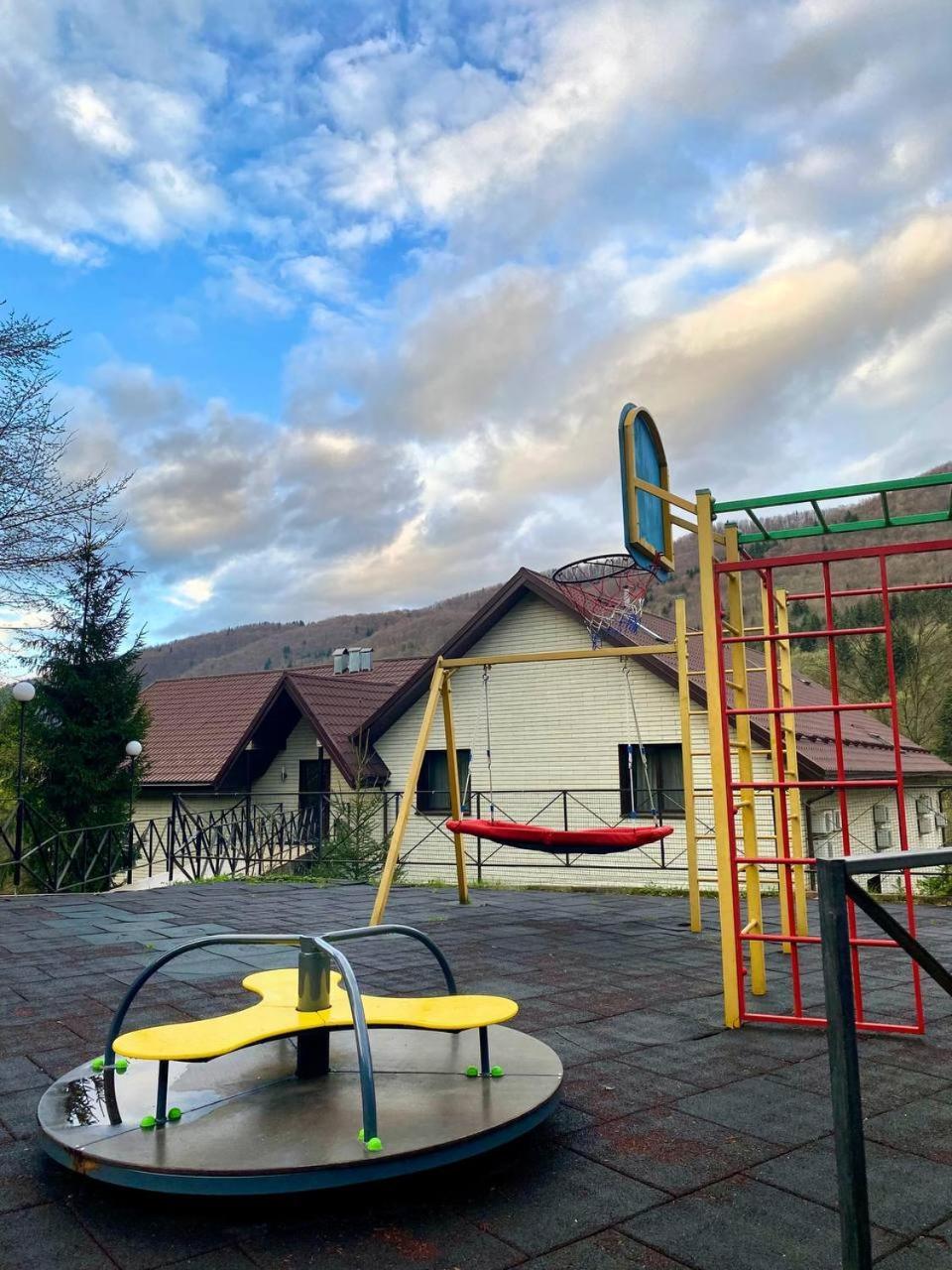 Vitapark Carpaty Zjdenievo Exteriör bild